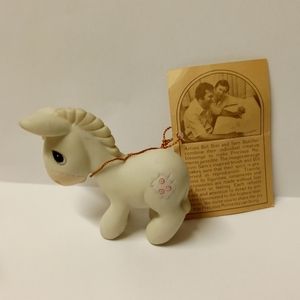 Vintage Johnathan & David PRECIOUS MOMENTS Figure Porcelain Sculptured Animal